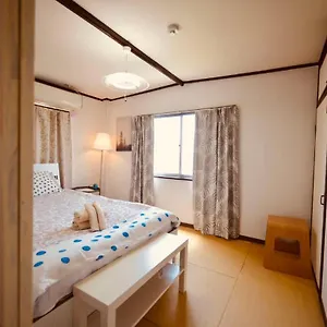 Nippori Nishi-tengachaya Guesthouse西天下茶屋アパートメント 大阪市
