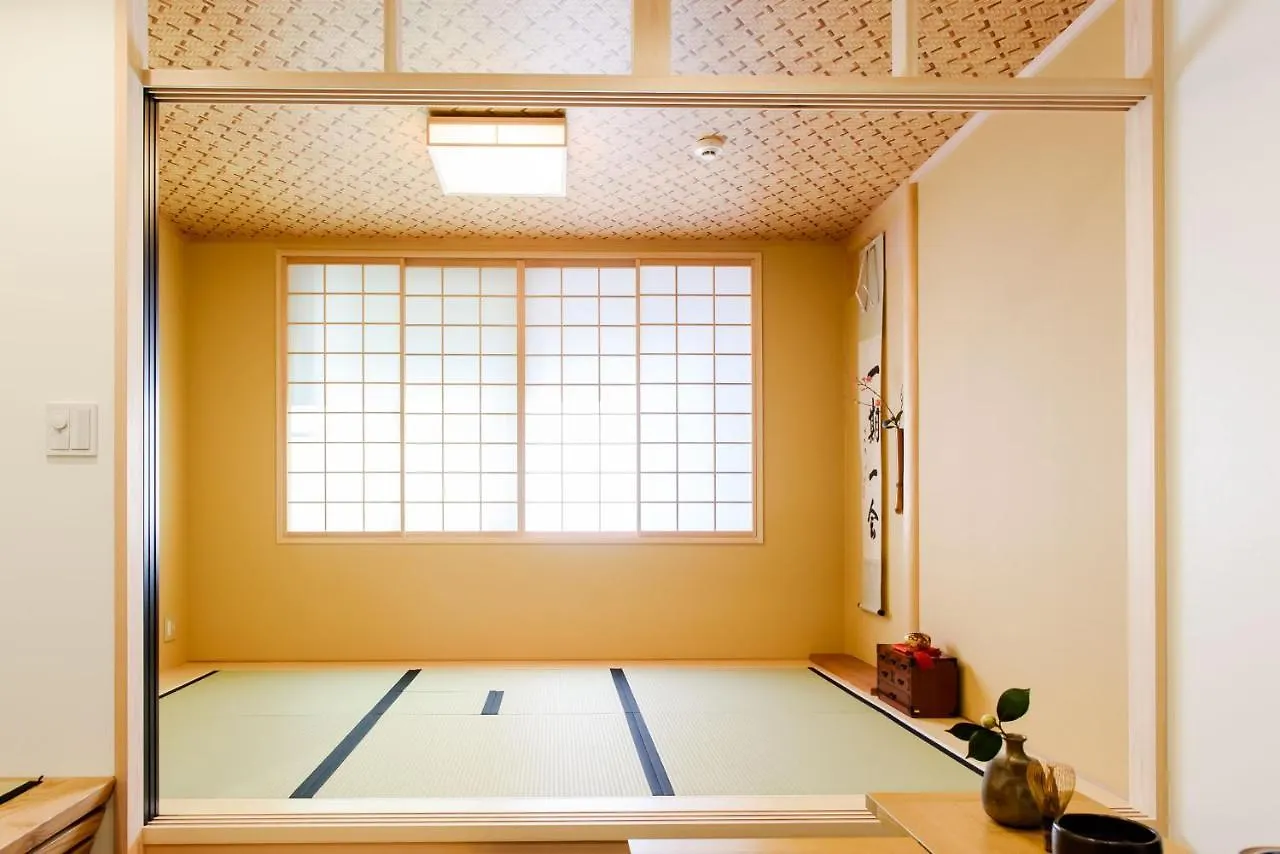 Vacation Rental Saraku 茶楽来 Osaka