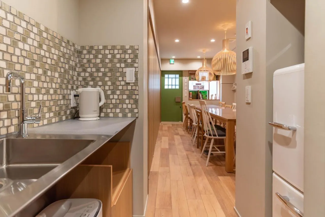 Vacation Rental Saraku 茶楽来 Osaka Japan