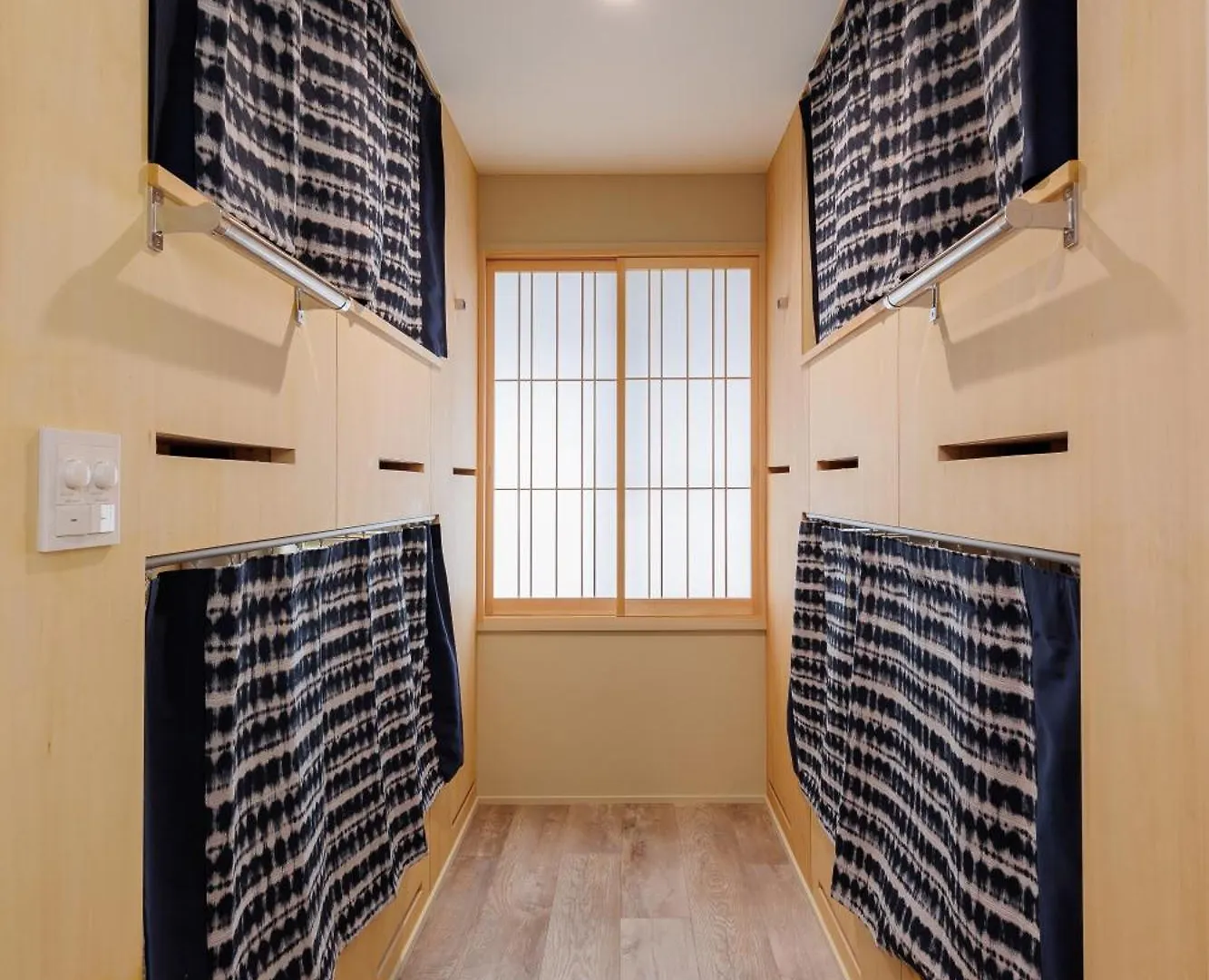 Aparthotel Vacation Rental Saraku 茶楽来 Osaka Japan
